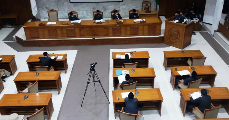 4 Fraksi Tolak Hasil Anggaran Perubahan