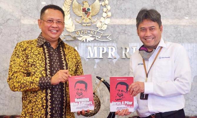 Bamsoet Cetak Buku Terbarunya Jurus 4 Pilar Versi Dua Bahasa