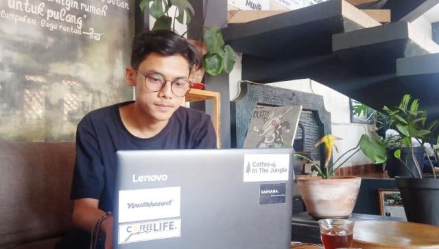 Mahasiswa Menunggu Bantuan Kuota Internet