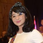 Dewi Perssik Luapkan Emosi di Medsos