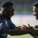 Wander Luiz Nyaman Berduet dengan Castillion