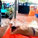 Kades di Kab. Indramayu Kesurupan Ketika Dengar Lagu Wangsit Siliwangi dan Rebut Kujang dari Penari Jaipong