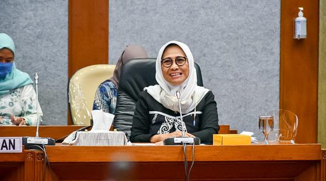 Hetifah Minta Hasil Panja PJJ Jadi Rujukan Anggaran Kemendikbud