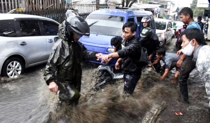 Peralihan Musim, Waspadai Bencana Peralihan Musim, Waspadai Bencana