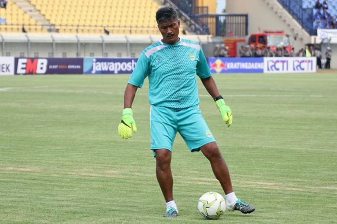 Gatot Gantikan Luizinho sebagai Pelatih Kiper