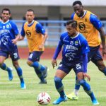 Perkuat Tim, Persib Jalani Uji Coba