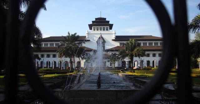 7 Jajanan Legendaris Bandung, Rekomendasi Kuliner di Sekitar Gedung Sate, Murah Meriah Bikin Nagih!