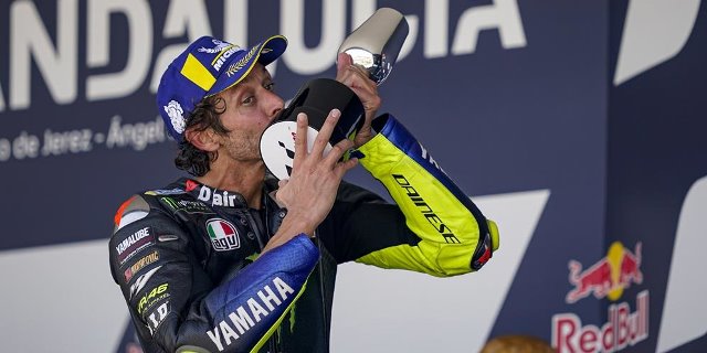 Valentino Rossi Bakal Pensiun?