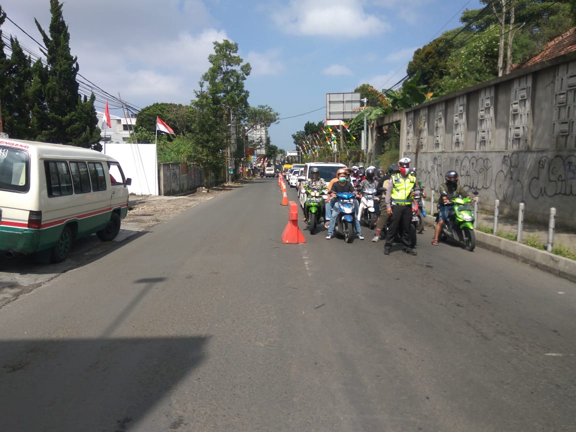 Jelang Libur Panjang, Kawasan Wisata Lembang Dijaga Ketat Polisi