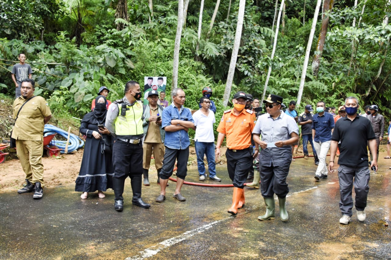 Wagub Tinjau Lokasi Bencana  di Tasikmalaya, 12 Kecamatan Kena Dampak