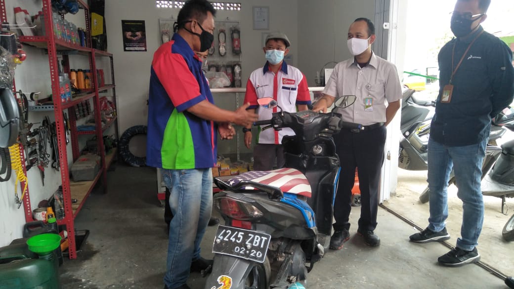 Karyawan Korban PHK Akibat Dampak Covid-19 di KBB dapat Pelatihan Program Otopreneur