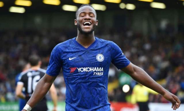 Laga Reuni Saat Bakayoko Resmi Dipinjam Napoli