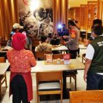 Pemkab Bekasi Larang Usaha Kuliner Layani Makan di Tempat