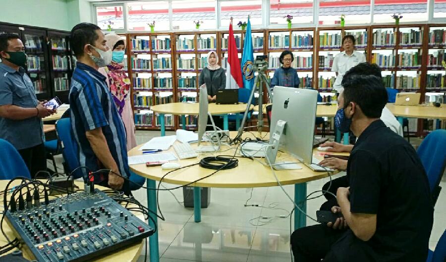 Unit Perpustakaan STPB Gelar Bedah Buku Secara Virtual