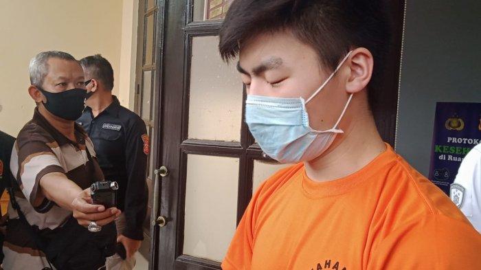 Polisi Tetapkan KW Tersangka Pidana ITE