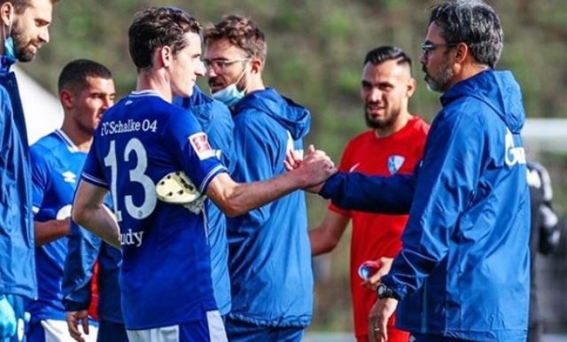 Rasis Bayangi Kebangkitan Schalke