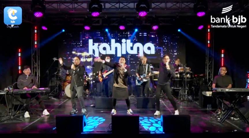 Konser The Journey Show Volume 2, Kahitna Persembahkan Tandamata kepada Ribuan Pemirsa