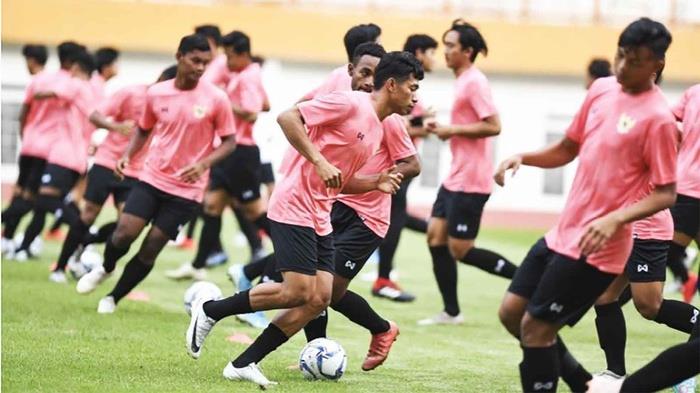 Garuda Muda Kembali ke Tanah Air Garuda Muda Kembali ke Tanah Air