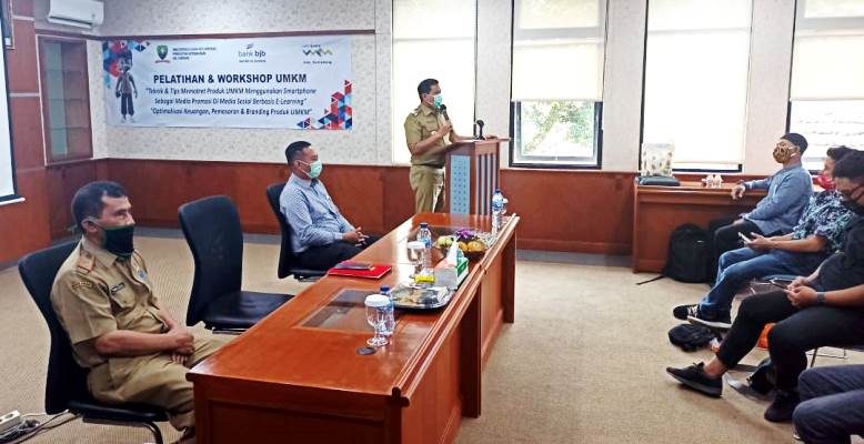 bank bjb Siapkan UMKM Sumedang Hadapi Persaingan Usaha