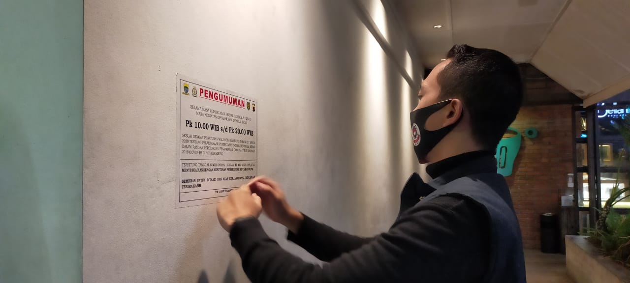 Sepekan Dinyatakan Zona Oranye, Kasus Covid-19 di Kota Bandung Malah Naik Lagi Sepekan Dinyatakan Zona Oranye, Kasus Covid-19 di Kota Bandung Malah Naik Lagi