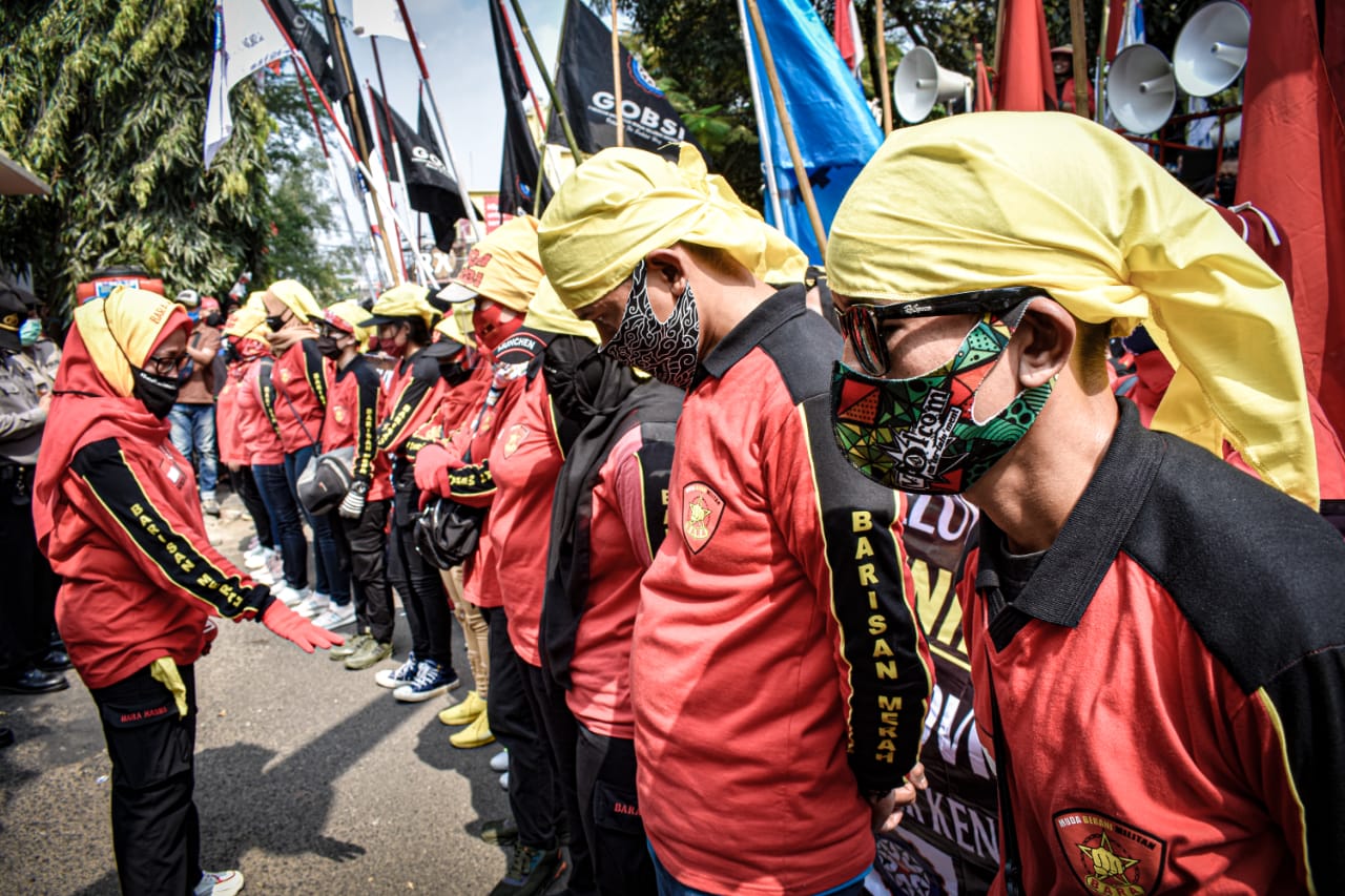 Di Masa Covid-19, Sinyal UMK 2021 Masih Gelap