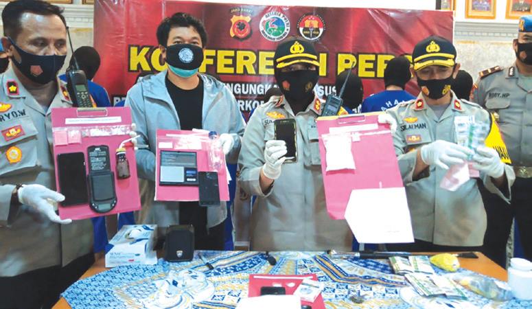 Pengedar Narkoba Terancam 20 Tahun Penjara Pengedar Narkoba Terancam 20 Tahun Penjara