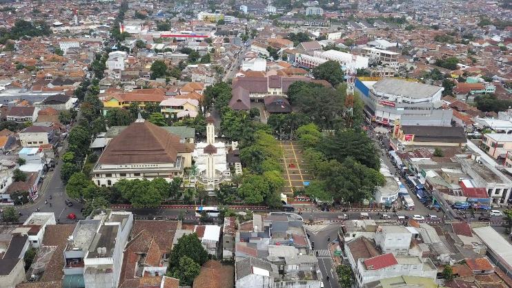 Cimahi Terpadat Se-Indonesia