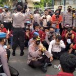 Desak Makzulkan Ketua DPRD