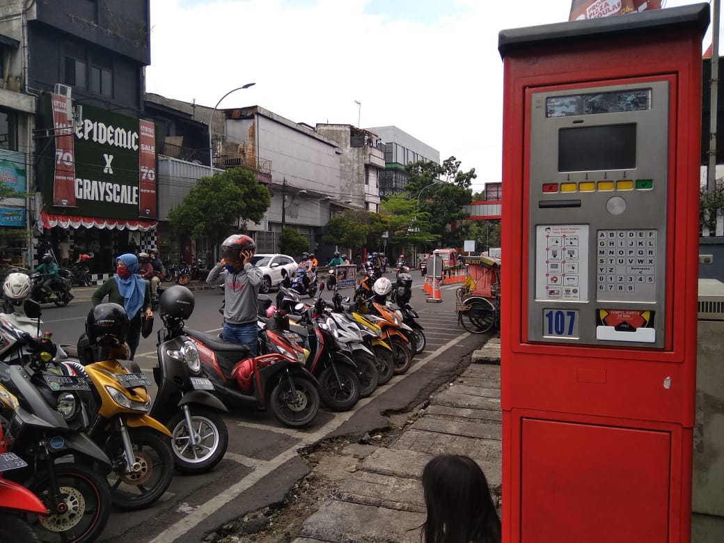 Libur Panjang Kemarin Pendapatan Restribusi Parkir Kota Bandung Lesu