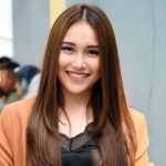 Ayu Ting Ting Bantah Putus