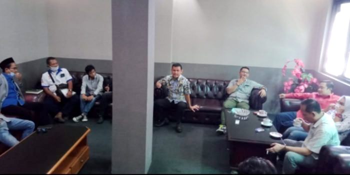 DPRD Kota Cirebon Dukung Buruh, UMK Harus Naik