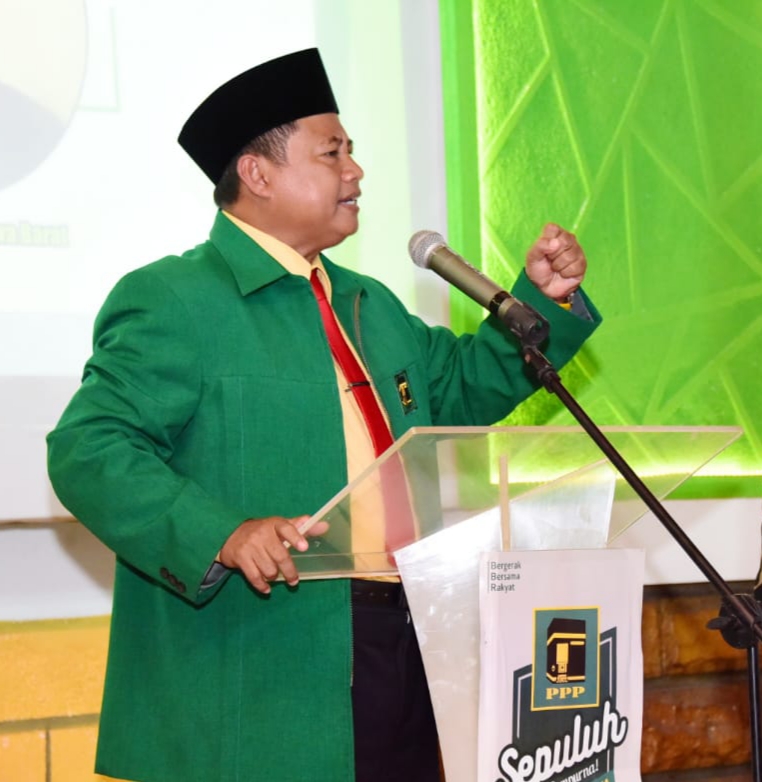 Uu Ruzhanul Ulum Tawari Habib Rizieq Gabung ke PPP Uu Ruzhanul Ulum Tawari Habib Rizieq Gabung ke PPP