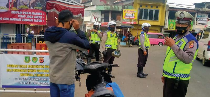 Jajaran Polres Sukabumi Kota Gencarkan Disiplin Prokes Jajaran Polres Sukabumi Kota Gencarkan Disiplin Prokes