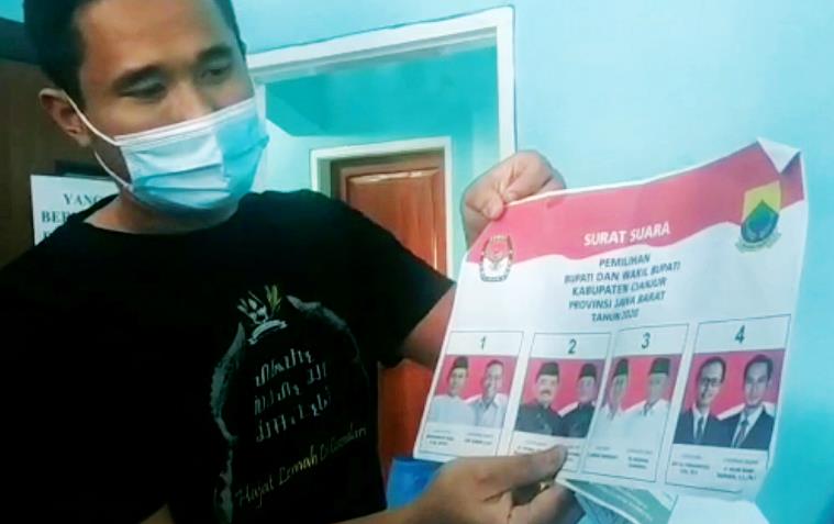 Belasan Ribu Surat Suara Pilkada Cianjur Rusak Belasan Ribu Surat Suara Pilkada Cianjur Rusak