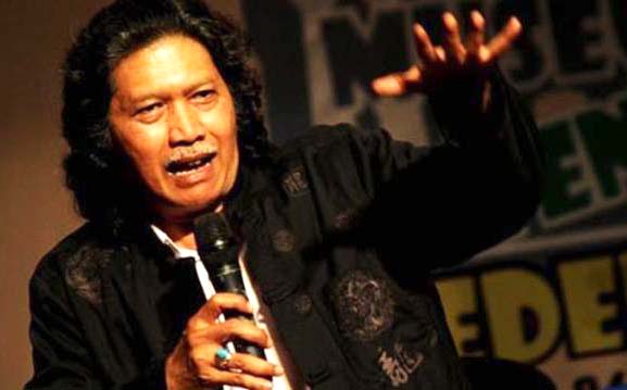 Cak Nun: Rizieq Shihab tak Pantas Dipanggil Habib, Loh Kenapa?