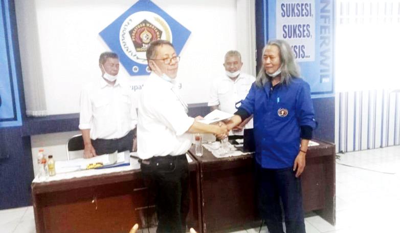 Rahmat Sudarmaji Kembali Terpilih Sebagai Ketua PWI Kab Bandung Rahmat Sudarmaji Kembali Terpilih Sebagai Ketua PWI Kab Bandung