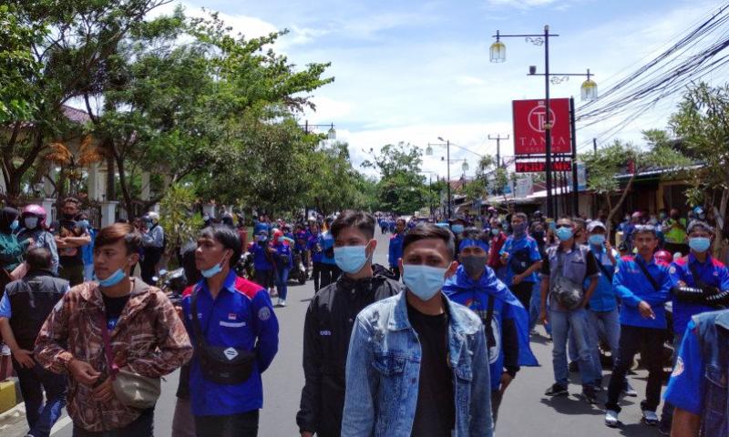 Antisipasi Aksi Buruh, Polres Cianjur Tutup Jalur Protokol Antisipasi Aksi Buruh, Polres Cianjur Tutup Jalur Protokol
