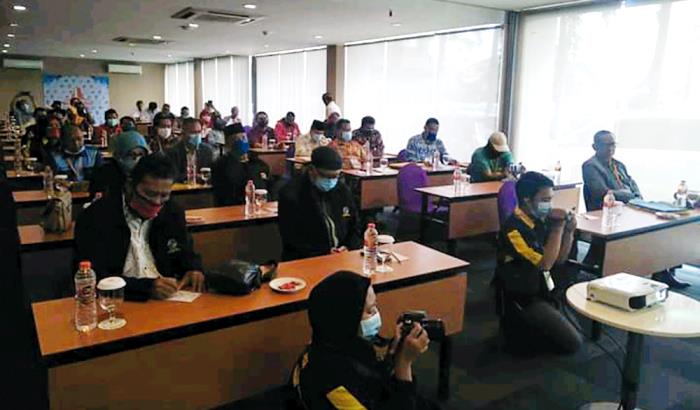 Berantas Bank Emok, Pemkab Bekasi-Dekopinda Kerjasama untuk 500 Koperasi
