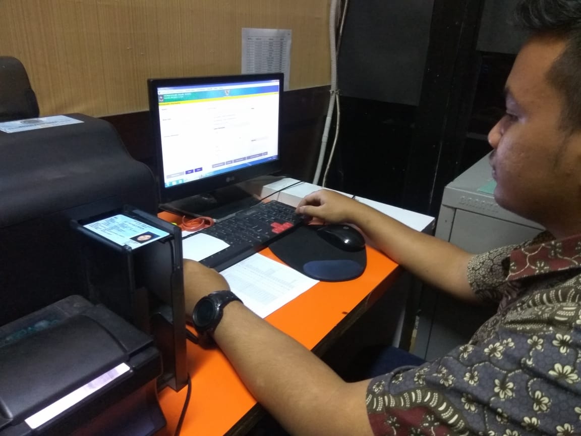 Mobil Keliling Rusak, Perekaman E-KTP Tetap Dilakukan Jemput Bola