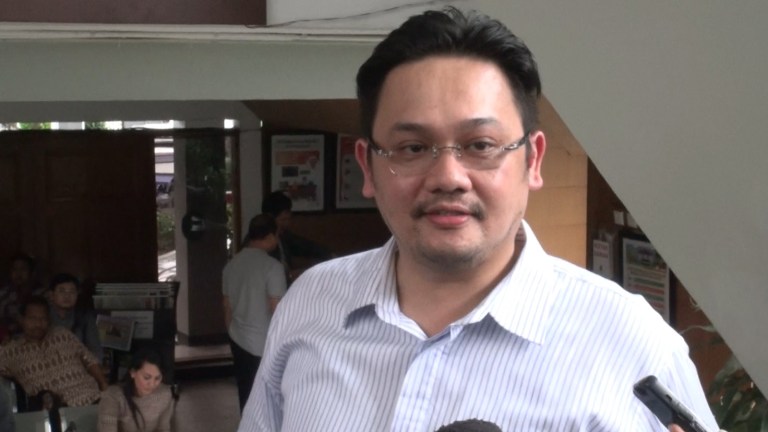 Bela FPI, Farhat Abbas: Ga Pernah Ada Jamaah Serang Asrama Militer, yang Ada Oknum TNI Serang Kantor Polisi