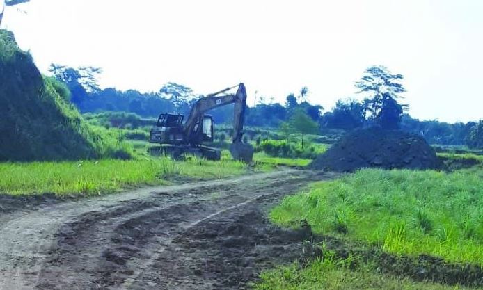 Marak Galian Pasir Ilegal Marak Galian Pasir Ilegal
