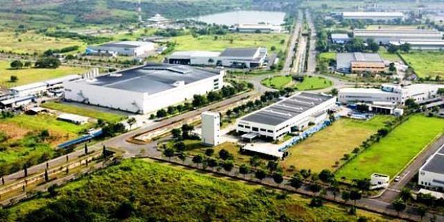 Investasi di Karawang Menurun Drastis Akibat Pendemi Investasi di Karawang Menurun Drastis Akibat Pendemi
