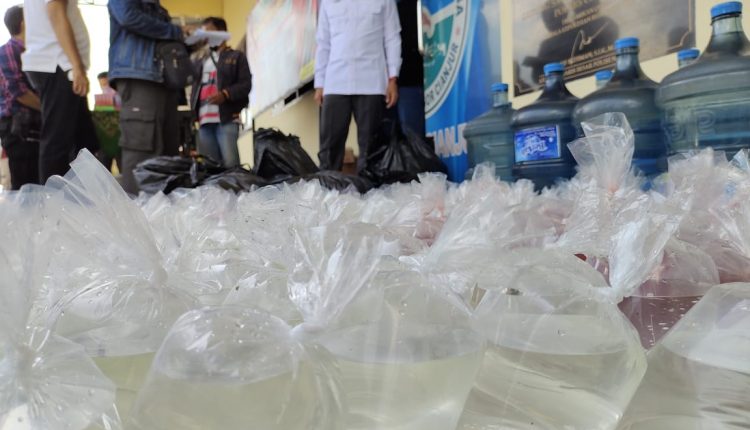 Polisi Bekuk Pelaku Peracik Miras Oplosan Roso-Roso