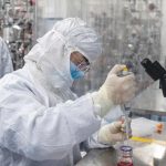 Sementara Belum Ada Vaksin Covid Khusus untuk Anak