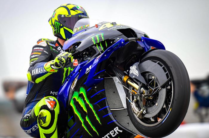 Yamaha Petronas Tak Sabar Tunggu Geberan Rossi