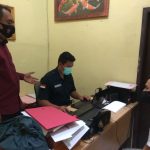Bingung Uang Kasir Dipakai Judi Online, Pegawai Minimarket di Lembang Nekat Bakar Toko untuk Hilangkan Jejak