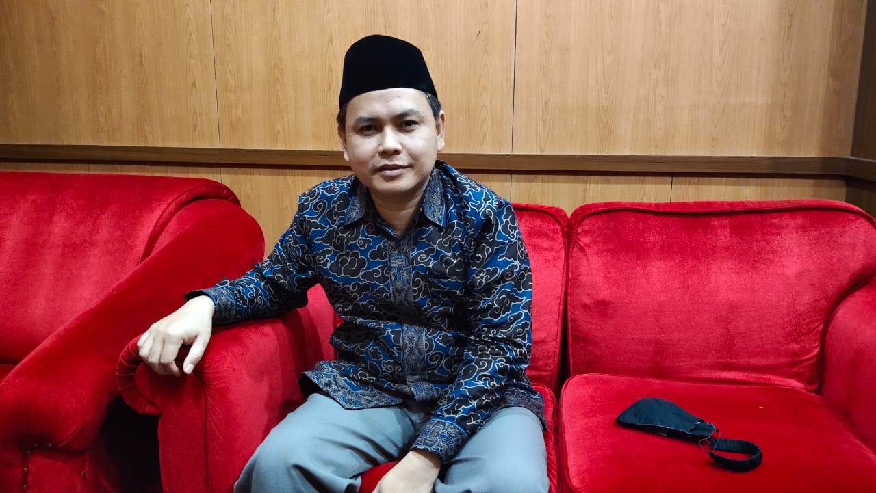 Baznas Jabar Berikan Bantuan untuk 2.000 Guru Ngaji Baznas Jabar Berikan Bantuan untuk 2.000 Guru Ngaji