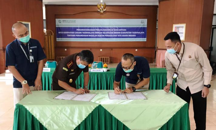 Kejaksaan Negeri Kabupaten Tasikmalaya Berkomitmen Terus Dukung Program JKN-KIS Kejaksaan Negeri Kabupaten Tasikmalaya Berkomitmen Terus Dukung Program JKN-KIS
