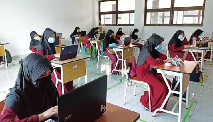 Tanggapi Kasus Intoleransi di SMKN 2 Padang, Disdik Jabar Minta Masyarakat Laporkan Hal Demikian Jika Terjadi