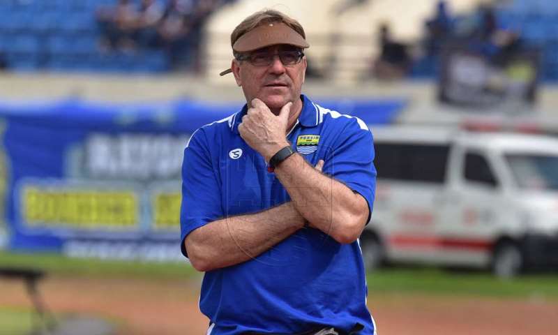 Robert Minta Liga 1 Disetop Robert Minta Liga 1 Disetop